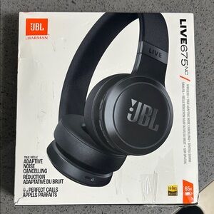 JBL Live 675NC Wireless Headphones - Black